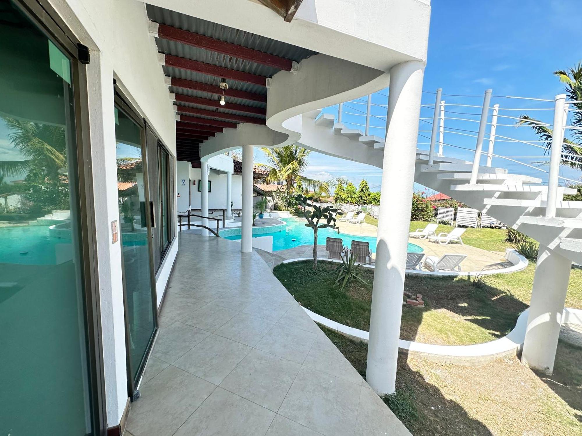 El Cedro  Hotel La Luna Playa El Uverito Las Tablas מראה חיצוני תמונה